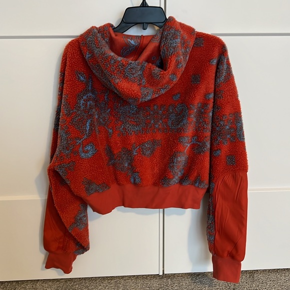 Women’s Urban Outfitters Zip Up Fleece Hooded Sweatshirt. - Picture 2 of 10